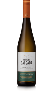 Garrafa de Portal da Calçada Loureiro & Alvarinho, DOC Vinho Verde