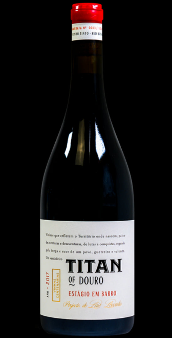 Titan of Douro Estágio em Barro 2017 Tinto 1,5 LT