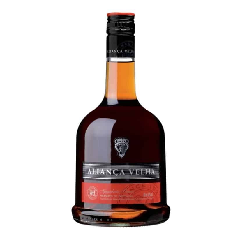 Aguardente Aliança Velha